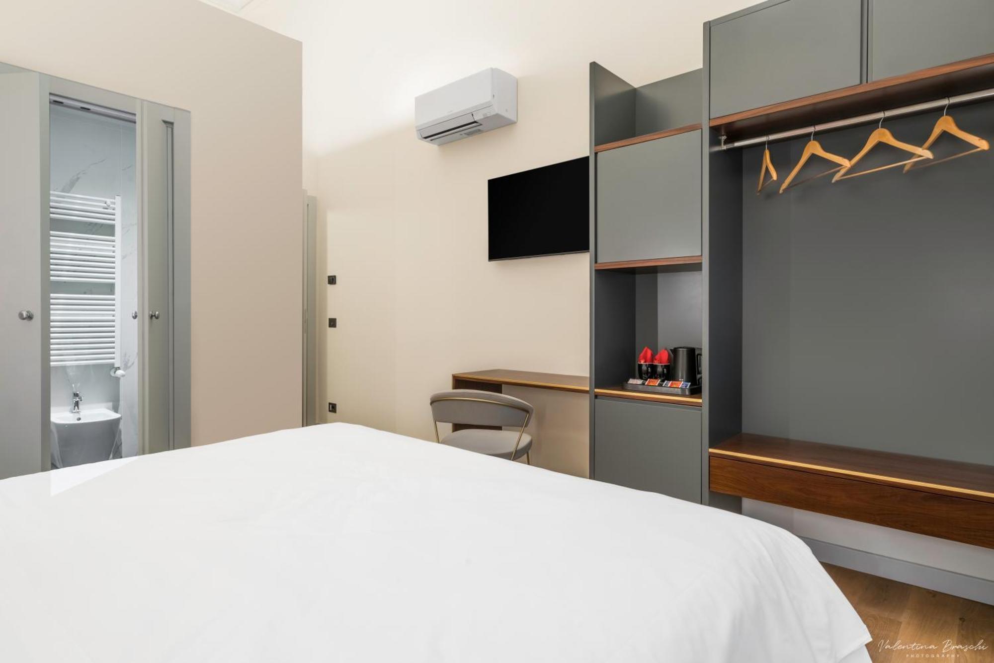 Hotel Adamas Florens Exteriör bild