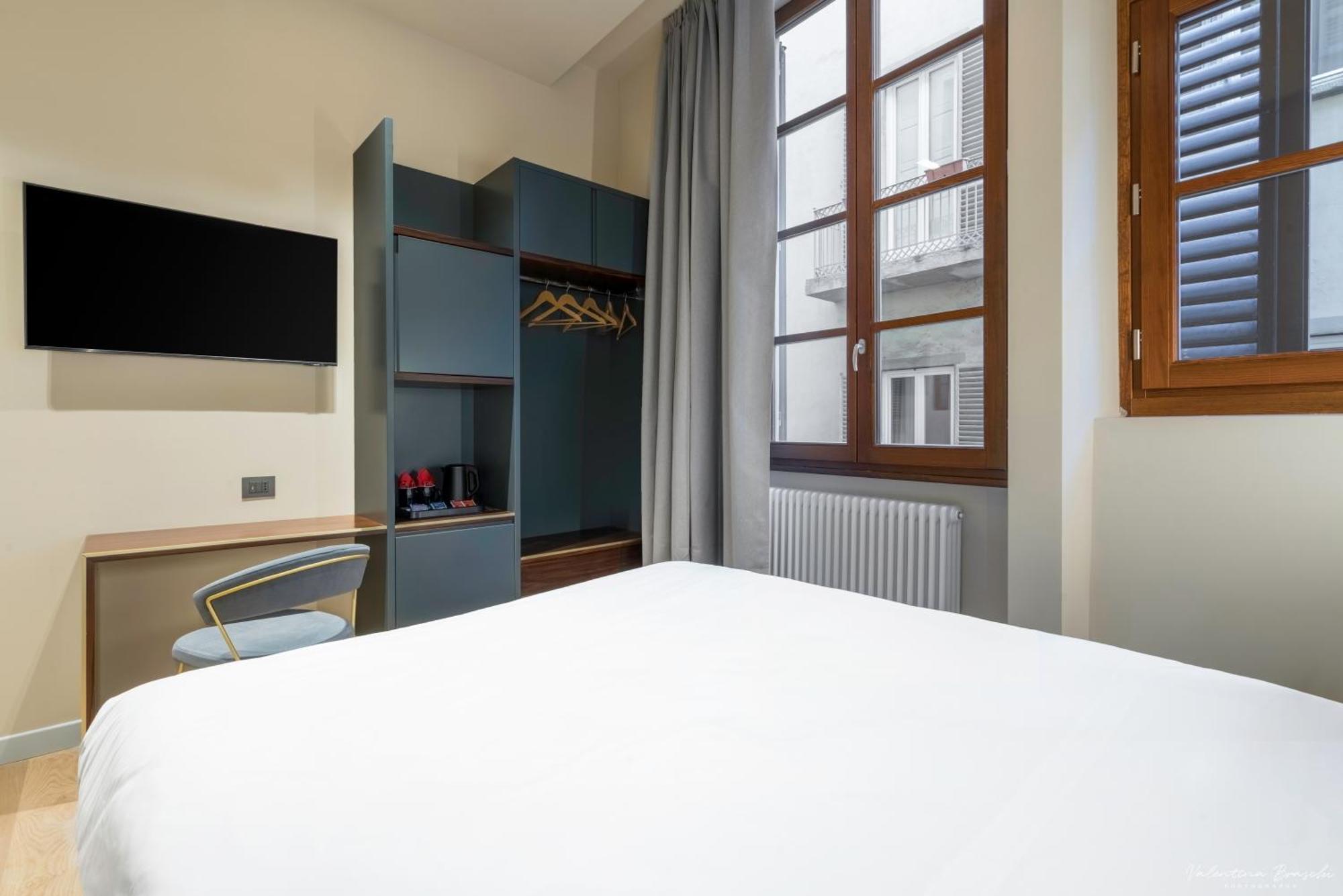 Hotel Adamas Florens Exteriör bild